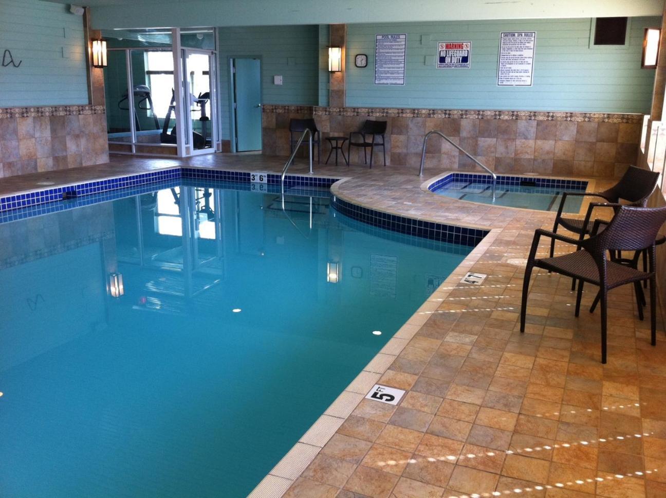 Best Western Plus Langley Inn Buitenkant foto