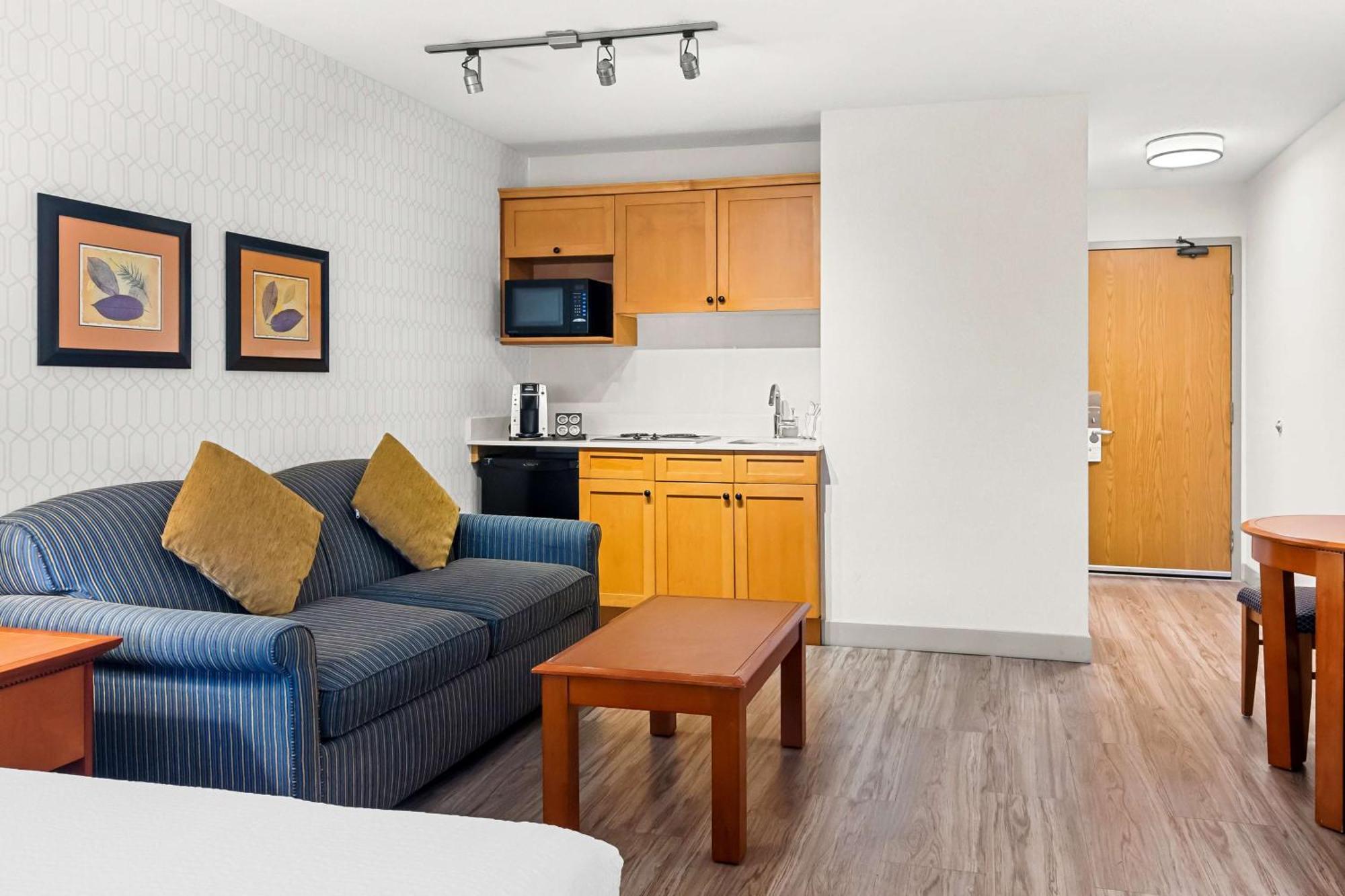 Best Western Plus Langley Inn Buitenkant foto