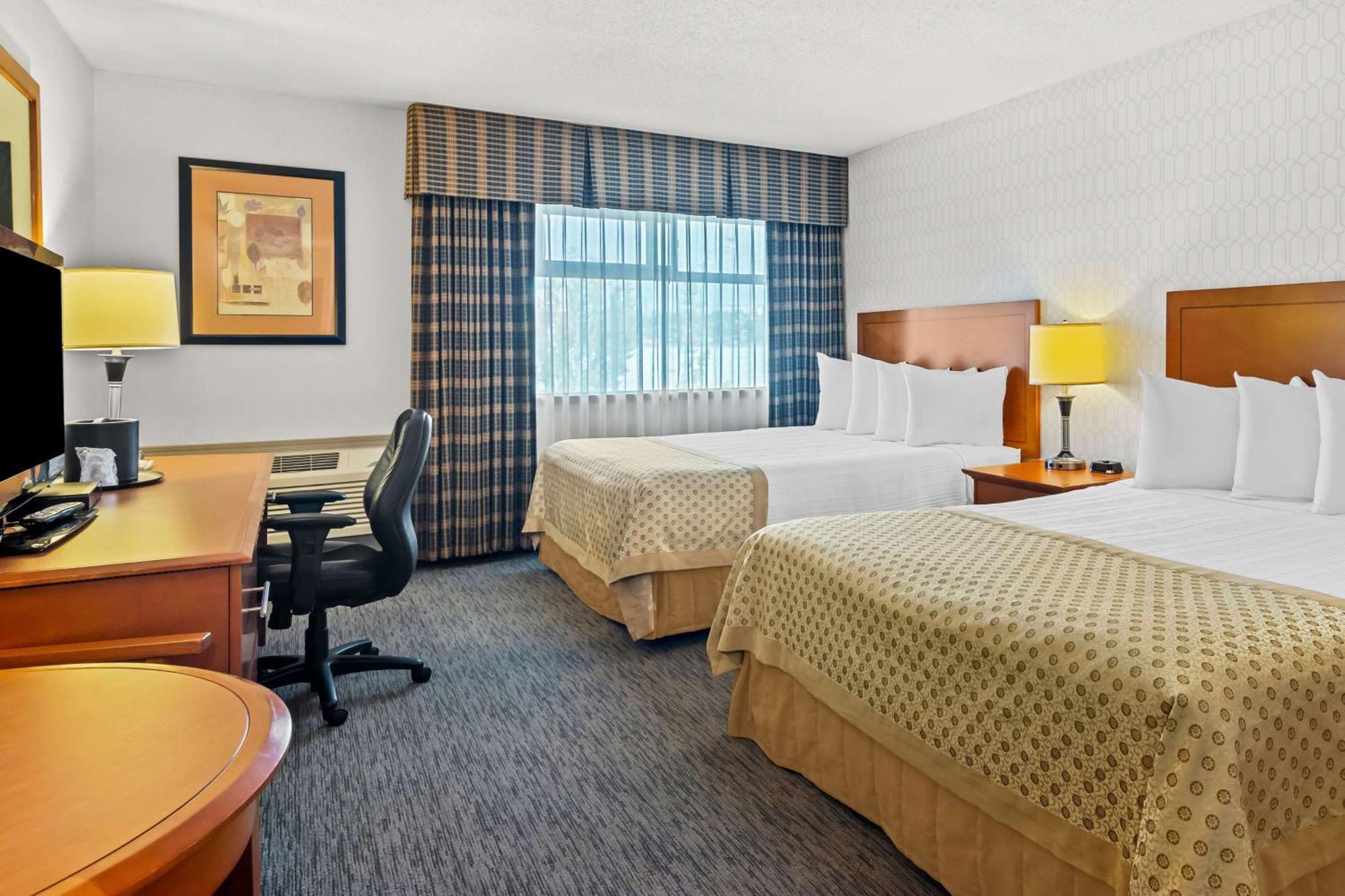 Best Western Plus Langley Inn Buitenkant foto