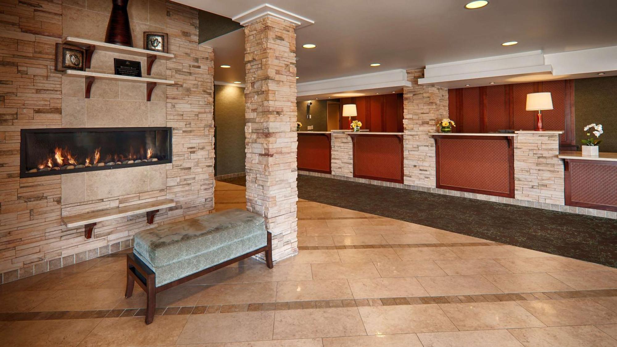Best Western Plus Langley Inn Buitenkant foto