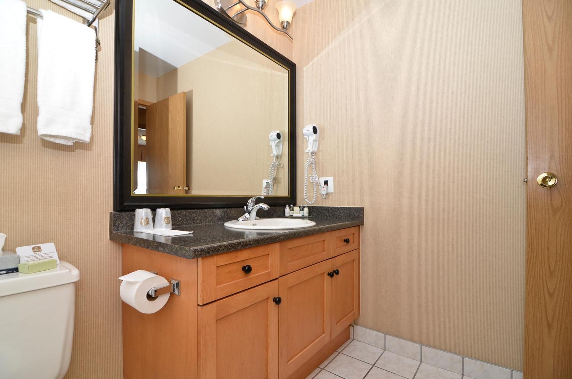 Best Western Plus Langley Inn Buitenkant foto