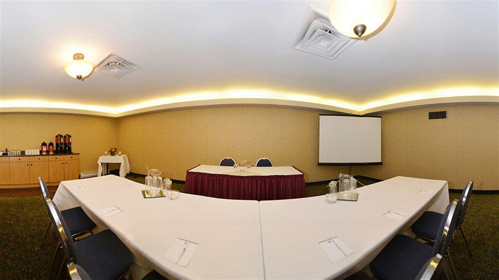 Best Western Plus Langley Inn Buitenkant foto
